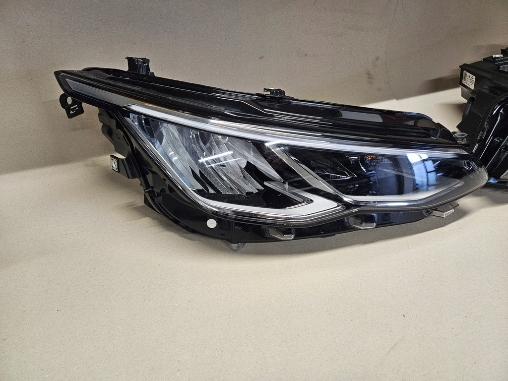 Frontscheinwerfer VW Golf VIII 5H1941005 5H1941006 LED Ein Satz Headlight SCH9785542818wc