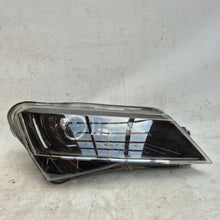 Load image into Gallery viewer, Frontscheinwerfer Skoda Superb III 3V1941016A Bi-Xenon Rechts Headlight