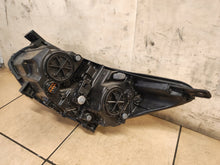 Load image into Gallery viewer, Frontscheinwerfer Kia Soul II Rechts Scheinwerfer Headlight SCH3301246875ea