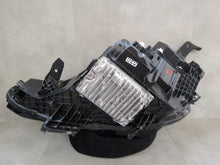 Laden Sie das Bild in den Galerie-Viewer, Frontscheinwerfer Volvo 80000628 LED Rechts Scheinwerfer Headlight SCH8122061464sq