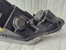 Laden Sie das Bild in den Galerie-Viewer, Frontscheinwerfer Skoda Yeti 5L1941016B 1K0941329 Xenon Rechts Headlight