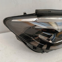 Laden Sie das Bild in den Galerie-Viewer, Frontscheinwerfer Mercedes-Benz W247 A2479068405 LED Rechts Headlight