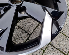 Laden Sie das Bild in den Galerie-Viewer, 1x Alufelge 17 Zoll 7.0" 5x114.3 35ET Glanz 403006PD1B Nissan Juke Rim Wheel FEL6396976012xw