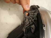 Laden Sie das Bild in den Galerie-Viewer, Frontscheinwerfer Peugeot 208 1685353180 Rechts Scheinwerfer Headlight SCH8655728838gi