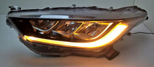Laden Sie das Bild in den Galerie-Viewer, Frontscheinwerfer Toyota IV Yaris EUK0-8 LED Links Scheinwerfer Headlight SCH1503250700pg