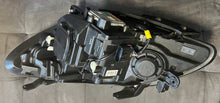 Laden Sie das Bild in den Galerie-Viewer, Frontscheinwerfer Opel Mokka 95386946- Xenon Rechts Scheinwerfer Headlight