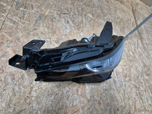 Laden Sie das Bild in den Galerie-Viewer, Frontscheinwerfer Mazda Cx-30 Cx 30 Cx30 DGJ1-51040 Full LED Links Headlight