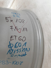 Load image into Gallery viewer, 1x Alufelge 17 Zoll 7.5&quot; 5x108 8R83-1007 Nissan Rim Wheel