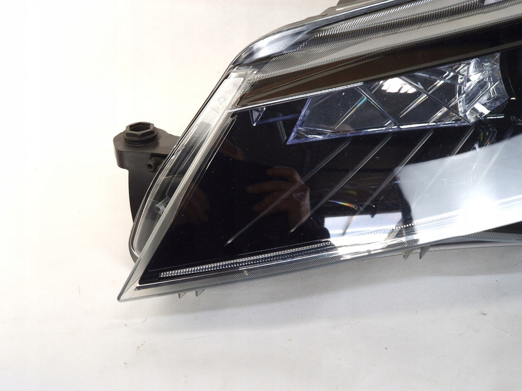 Frontscheinwerfer Skoda Superb III 3V1941015A LED Links Scheinwerfer Headlight