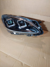 Laden Sie das Bild in den Galerie-Viewer, Frontscheinwerfer Ford Kuga LV4B-13E016-AH Full LED Rechts Headlight SCH9993275888dp