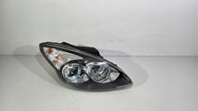 Laden Sie das Bild in den Galerie-Viewer, Frontscheinwerfer Hyundai I30 121948623495 Rechts Scheinwerfer Headlight SCH9394261862rr