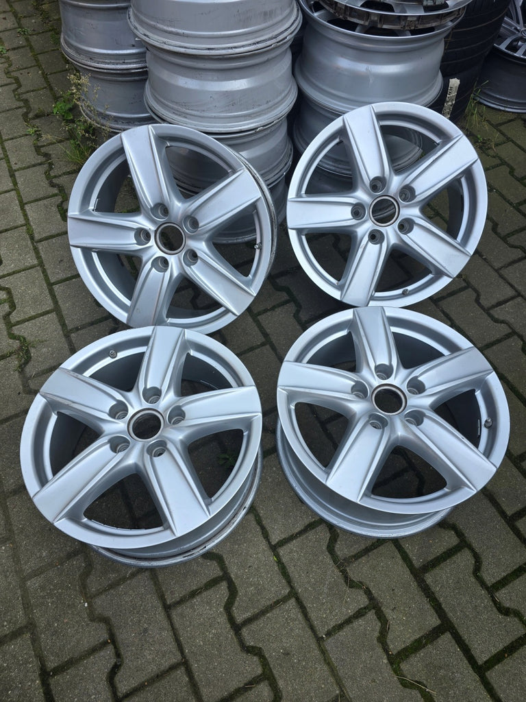 4x Alufelge 18 Zoll 8.0" 5x130 53ET Glanz Silber 7P5601025D Porsche Cayenne FEL7341317482ix