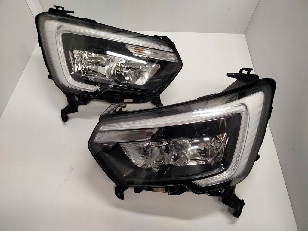 Frontscheinwerfer Renault Master 260607867R 260105567R Rechts oder Links SCH6926697878ij
