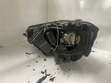 Load image into Gallery viewer, Frontscheinwerfer VW Golf VII Sportsvan 517941006C Rechts Scheinwerfer Headlight SCH7572850277uz