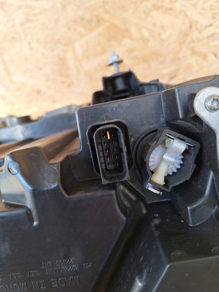 Frontscheinwerfer Opel Corsa F 9829522780 LED Links Scheinwerfer Headlight SCH3896674009yn