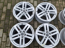 Laden Sie das Bild in den Galerie-Viewer, 4x Alufelge 17 Zoll 7.0" 5x112 42ET Glanz Silber 8W0601025P Audi Rim Wheel FEL5760313723kn