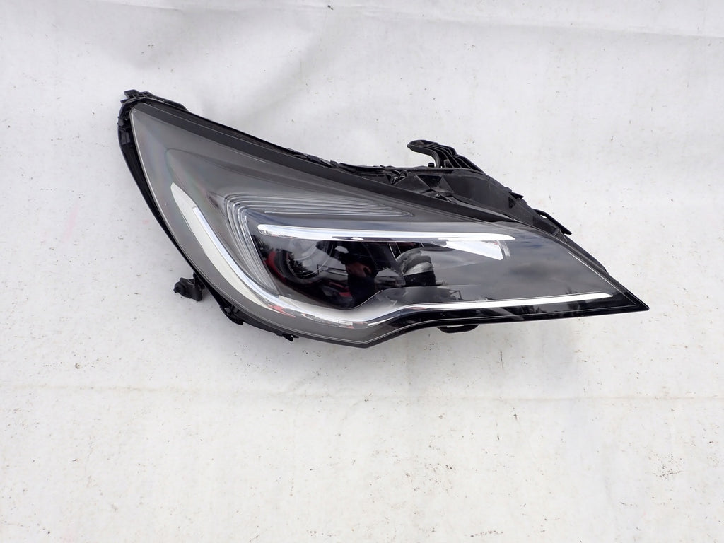 Frontscheinwerfer Opel Astra 39158006 Rechts Scheinwerfer Headlight