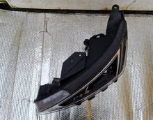 Load image into Gallery viewer, Frontscheinwerfer Hyundai Elantra 92101-F2 LED Links Scheinwerfer Headlight