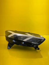 Laden Sie das Bild in den Galerie-Viewer, Frontscheinwerfer Dacia Sandero III 260107978R LED Rechts Scheinwerfer Headlight