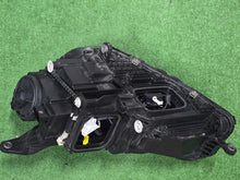 Load image into Gallery viewer, Frontscheinwerfer Mercedes-Benz Gle A1679068607 Full LED Rechts Headlight SCH9183299204is