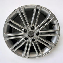 Load image into Gallery viewer, 1x Alufelge 17 Zoll 7.0&quot; 5x112 5F0601025 Seat Leon Rim Wheel