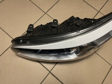 Laden Sie das Bild in den Galerie-Viewer, Frontscheinwerfer Kia Ceed 92101-A2260 LED Links Scheinwerfer Headlight