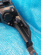 Laden Sie das Bild in den Galerie-Viewer, Frontscheinwerfer Kia Ceed 92101J7050 Links Scheinwerfer Headlight