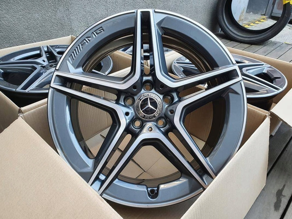 4x Alufelge 19 Zoll 7.5" 5x112 53ET Glanz A2474011500 Mercedes-Benz Glb Gla Amg FEL4125437344hq