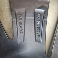 Laden Sie das Bild in den Galerie-Viewer, 1x Alufelge 17 Zoll 6.5&quot; 5x112 658601025L Skoda Kamiq Rim Wheel