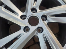 Load image into Gallery viewer, 1x Alufelge 17 Zoll 7.0" 5x112 45ET Silber 2GA601025 VW T-Roc Rim Wheel FEL9072401840yc