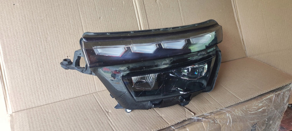 Frontscheinwerfer Skoda Kamiq 657941015B 658941015B LED Links Headlight SCH6463720318zx