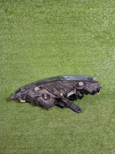 Load image into Gallery viewer, Frontscheinwerfer Seat Ibiza I V 6F1941006 Rechts Scheinwerfer Headlight SCH5498487649gn