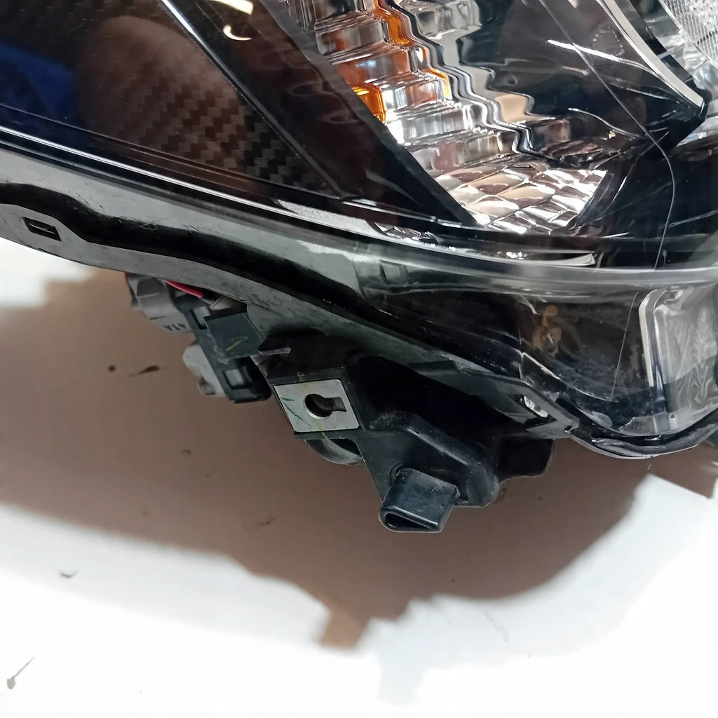 Frontscheinwerfer Mazda III D09K51030 Rechts Scheinwerfer Headlight