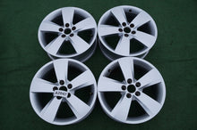 Laden Sie das Bild in den Galerie-Viewer, 4x Alufelge 16 Zoll 6.0" 5x100 35ET Glanz Silber 657601025J Skoda Scala Kamiq FEL6000330562vg