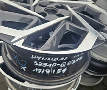 Laden Sie das Bild in den Galerie-Viewer, 1x Alufelge 17 Zoll 7.0" 5x114.3 54ET Glanz 52910-Q0300 Hyundai I20 Mg Rim Wheel FEL8773642052th
