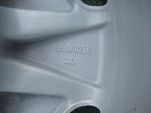 Laden Sie das Bild in den Galerie-Viewer, 1x Alufelge 15 Zoll 6.0" 4x108 37ET Silber 895601025B Audi Coupe Rim Wheel FEL9593492814el