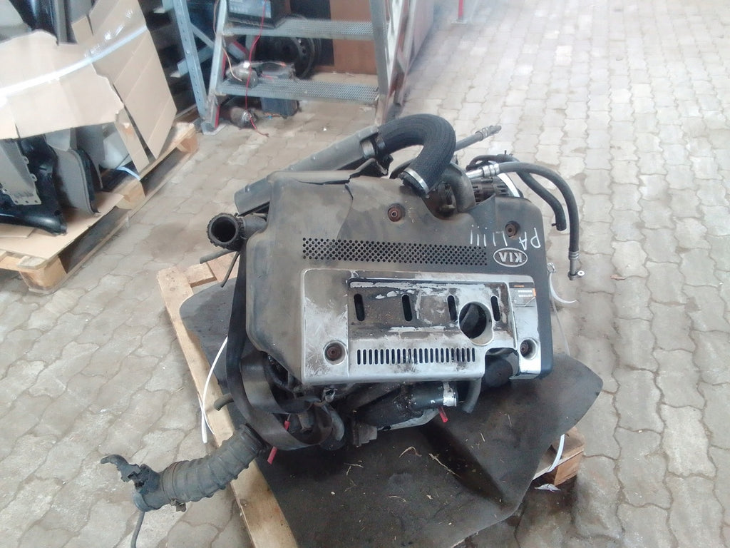 Motor Kia Carens III D4EA 2.0 CRDI 215TKm Diesel Engine Komplett
