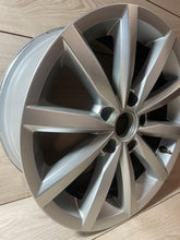 Load image into Gallery viewer, 1x Alufelge 16 Zoll 6.5" 5x112 5G0601025BQ VW Golf VII I Rim Wheel FEL8467196354kp