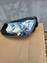 Load image into Gallery viewer, Frontscheinwerfer Skoda Yeti 5L1941015 Xenon Links Scheinwerfer Headlight