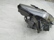 Load image into Gallery viewer, Frontscheinwerfer Mazda 3 BCJH-51030 Full LED Ein Stück (Rechts oder Links) SCH1411611731nv