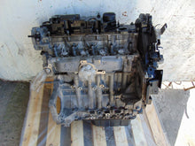 Laden Sie das Bild in den Galerie-Viewer, Motor Peugeot 308 II BH01 10JBHR 1.6 HDI Diesel Engine Unkomplett