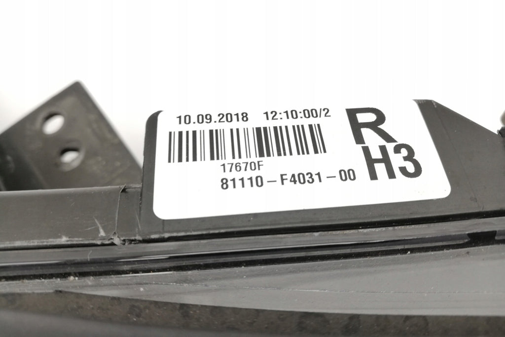 Frontscheinwerfer Toyota C-Hr Chr 81110F4031 Ein Stück (Rechts oder Links)