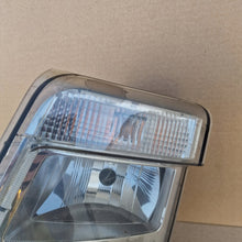 Laden Sie das Bild in den Galerie-Viewer, Frontscheinwerfer Volvo 21035645 Links Scheinwerfer Headlight SCH6616239537ok