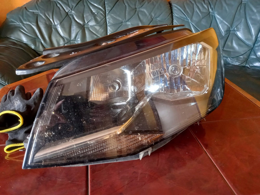 Frontscheinwerfer VW Caddy 1ED012286-01 LED Ein Stück (Rechts oder Links) SCH6691557999tq