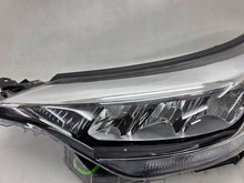 Laden Sie das Bild in den Galerie-Viewer, Frontscheinwerfer Toyota Chr 81150F4180 Links Scheinwerfer Headlight SCH6195327811te