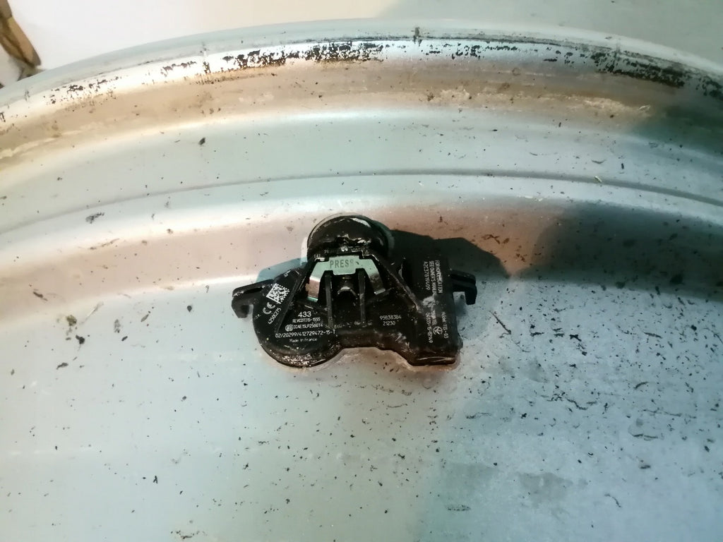 1x Alufelge 18 Zoll 7.0" 5x114.3 38ET Glanz Silber 52214 Mitsubishi I W FEL8229973867kg