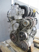 Laden Sie das Bild in den Galerie-Viewer, Motor Renault MR20DE 2.0 170TKm Benzin Engine Komplett