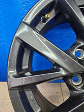 Laden Sie das Bild in den Galerie-Viewer, 1x Alufelge 16 Zoll 6.5&quot; 5x114.3 45ET 124R-001510 Mazda Cx-30 Rim Wheel