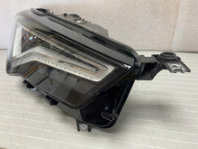 Laden Sie das Bild in den Galerie-Viewer, Frontscheinwerfer Seat Ateca 576941032C LED Rechts Scheinwerfer Headlight