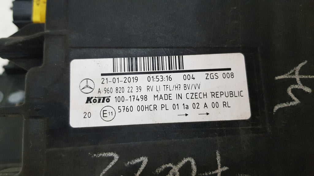 Frontscheinwerfer Mercedes-Benz A9608202239 Links Scheinwerfer Headlight SCH5005992511sv